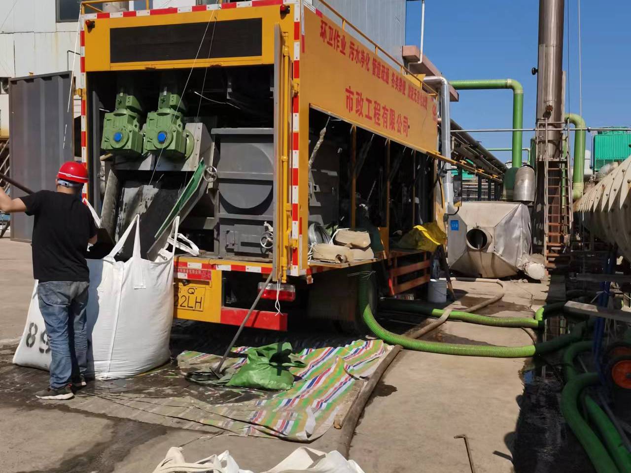 旌德淤泥压干处理